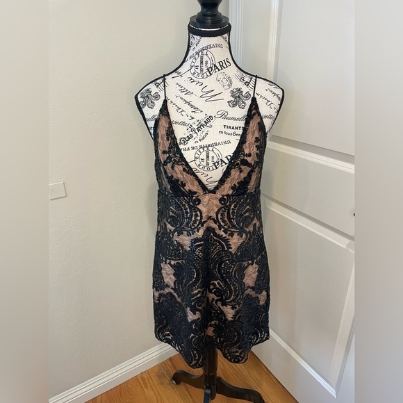 Free People Dresses & Skirts - Free People Mini Black Sequence Cocktail deep V front and back dress Size 4